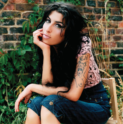As the word spreads throughout out the world, celebrities and personalities took to twitter to express their thoughts on Amy Winehouse's passing. Ryan Seacrest twittered
